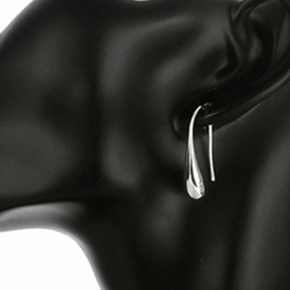Silver Water Drop Hook Earrings! MAKE AN OFFER!!!! - Picture 4 of 4
